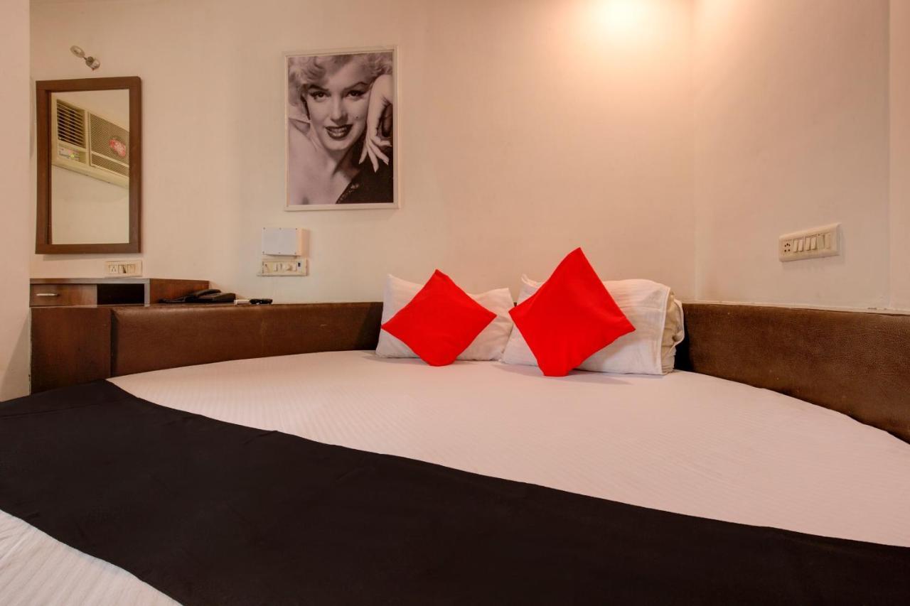 Capital O 77295 Hotel Bansidhar Bhuvan Mumbai Exterior foto